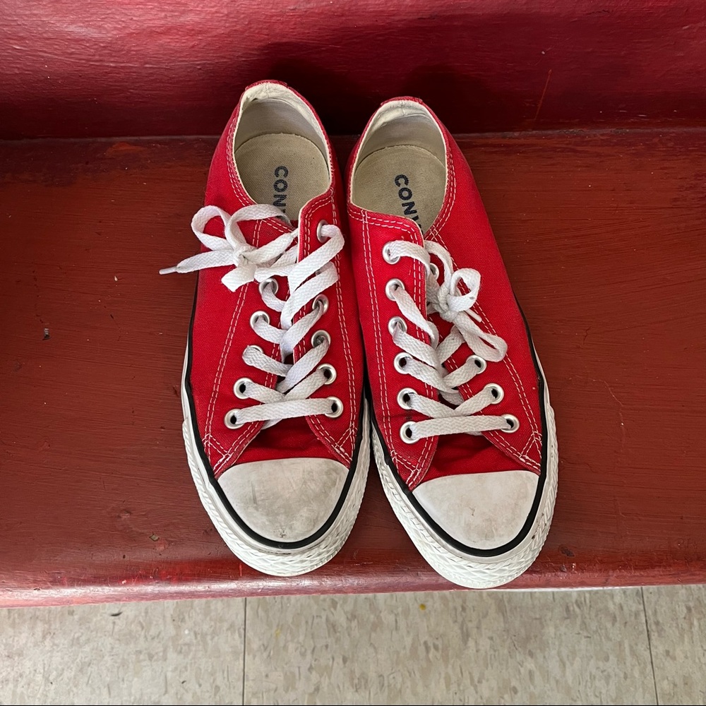 Red Converse